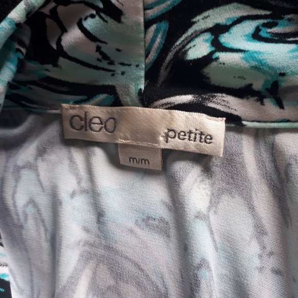 Petite Teal Patterned Sleeveless Top - Picture 5 of 8